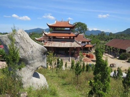 chua thanh luong mot danh lam thang canh