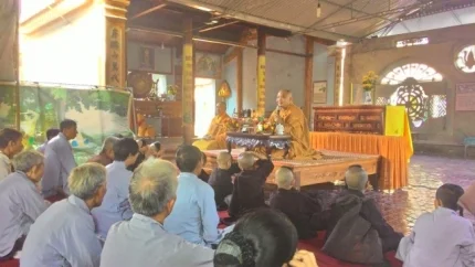 Chùa Xuân Đài tổ chức tu Bát quan trai giới