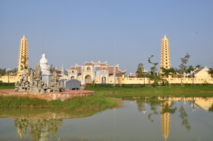 chua truc lam thanh luong